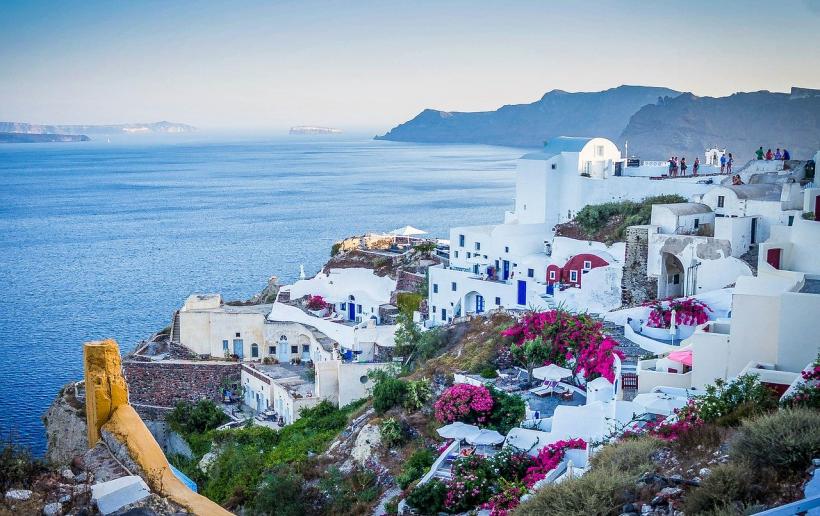 Grecia a redeschis turismul internațional