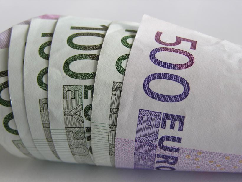 Curtea de Conturi Europeană ia urma banilor spălaţi