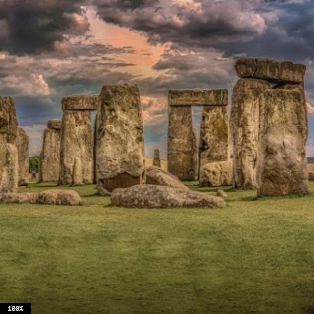 Descoperire uimitoare la Stonehenge. Druizii au construit un cerc de stâlpi imenși