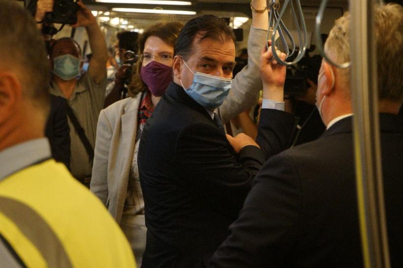 Orban, în vizită pe șantierul metroului din Drumul Taberei: Nu există riscul ca magistrala M5 să nu fie finalizată în acest an