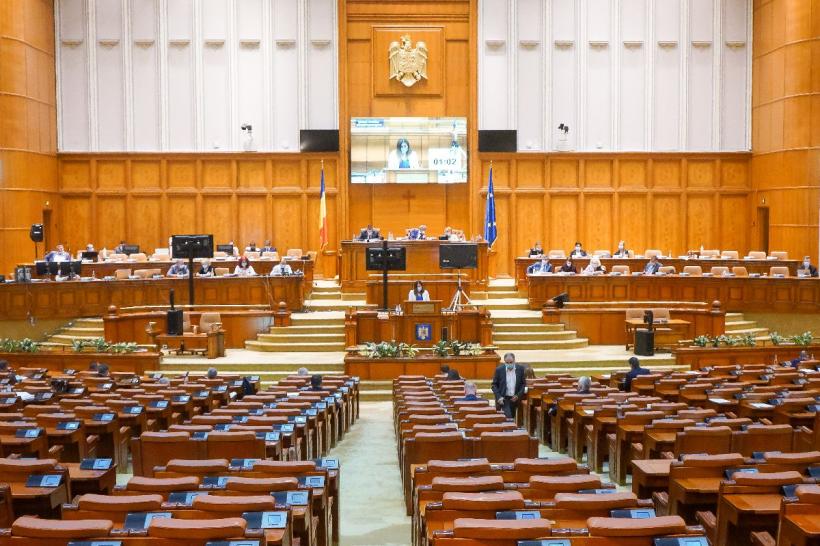 Înființarea comisieii de anchetă „Operaţiunea Sparanghelul”, aprobată de Parlament