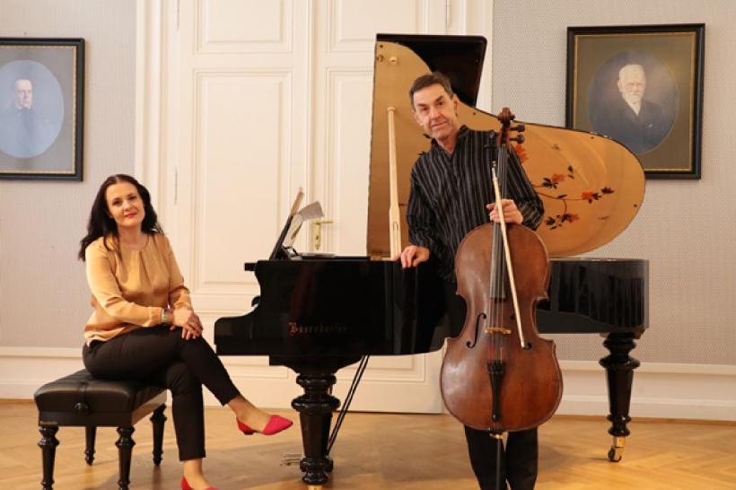 PREMIERĂ LA VIENA: Enescu și Silvestri, omagiați de pianista Raluca Știrbăț şi de violoncelistul Rudolf Leopold