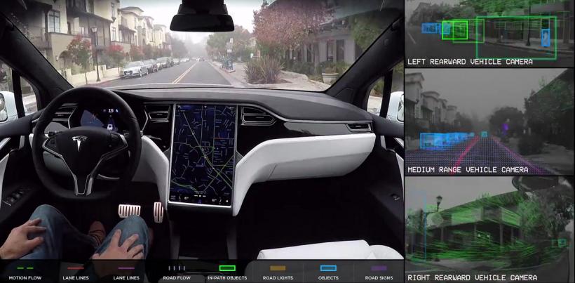 Tesla, aproape autonomă