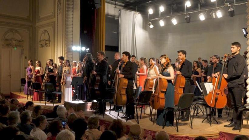 Prima dată exclusiv în aer liber, Festivalul Internațional “Enescu și muzica lumii” revine între 2 şi 19 august la Sinaia