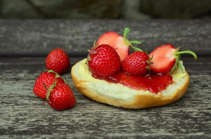 Un expert nutriționist ne avertizează cât de periculoase pot fi căpșunile