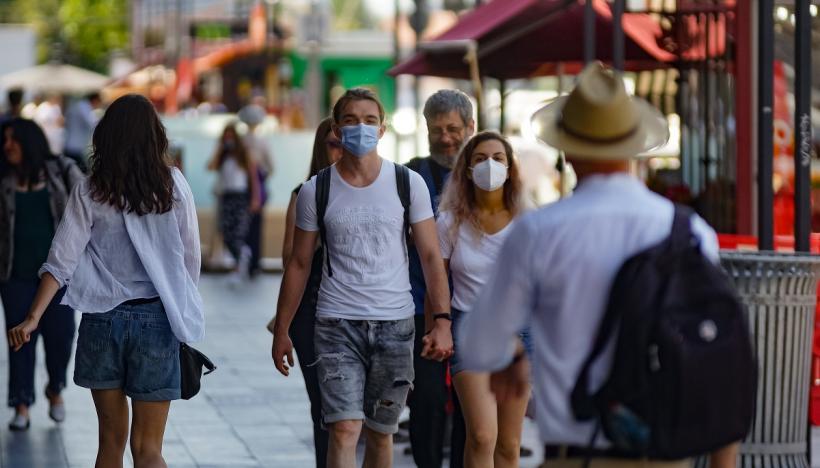 CJSU Mureș a decis ca toate persoanele din locurile publice aglomerate să fie obligate să poarte mască