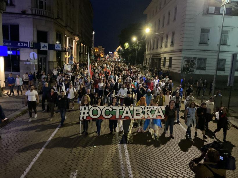 Ziua 35 a protestului NON -STOP din Bulgaria. Interviu exploziv în POLITICO