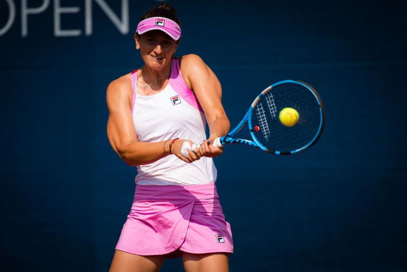 Irina Begu la un set distanță de semifinala cu Simona Halep