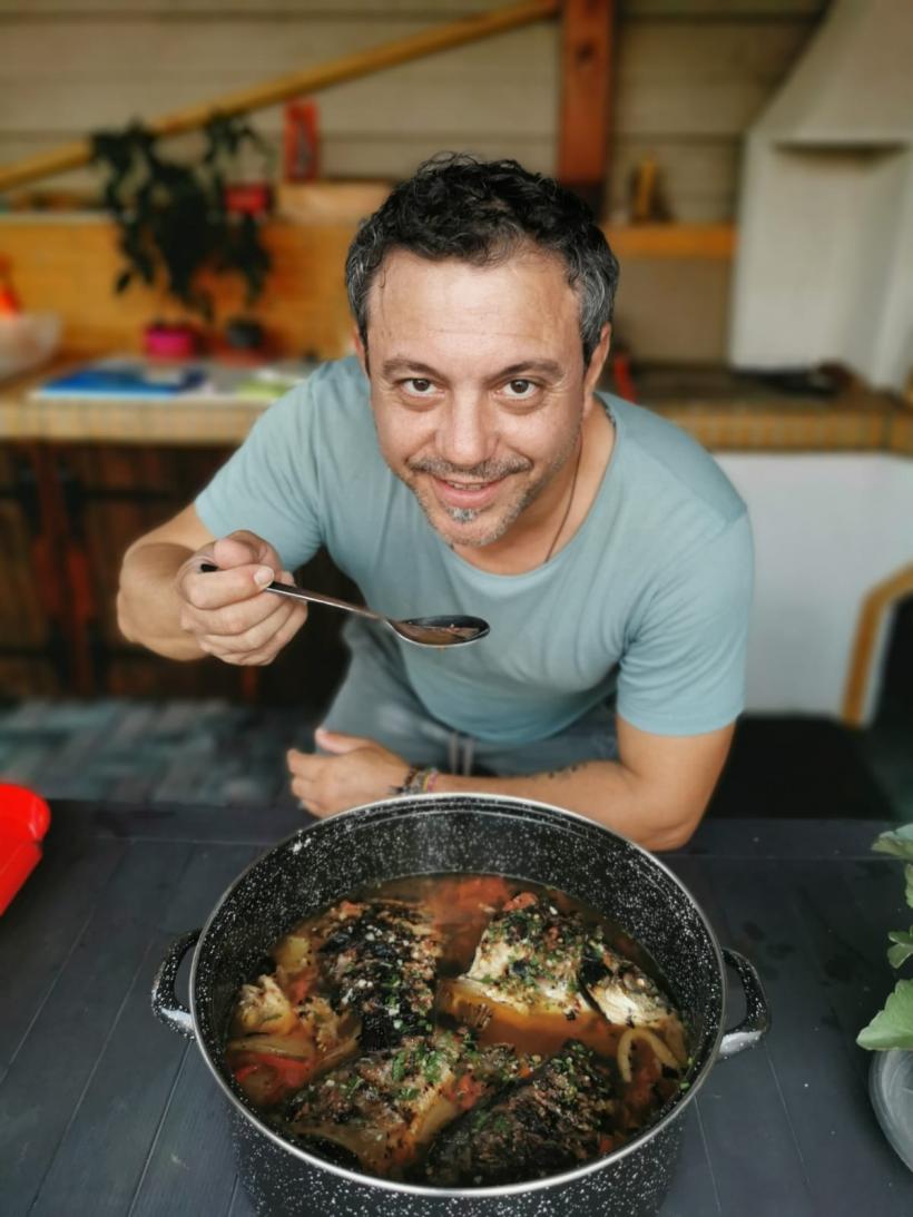 Chef Sorin Bontea și-a petrecut vara pe barcă 18720160