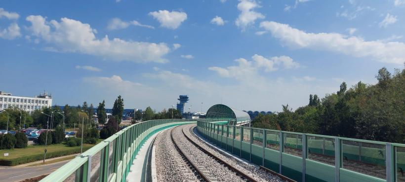 Linia de cale ferată Gara de Nord - Aeroportul Internațional Henri Coandă, finalizată în proporție de 97%. Ce companie a realizat lucrarea