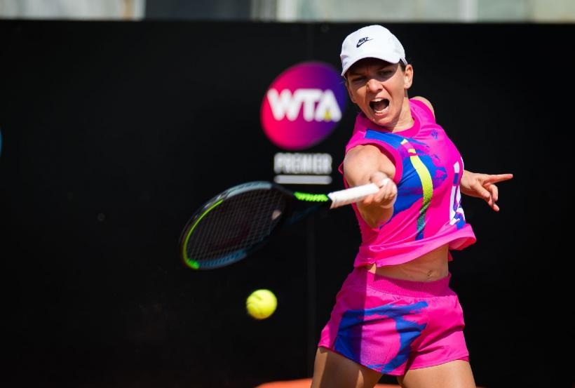 Simona Halep a câștigat turneul de la Roma. Karolina Pliskova a abandonat după 30 de minute