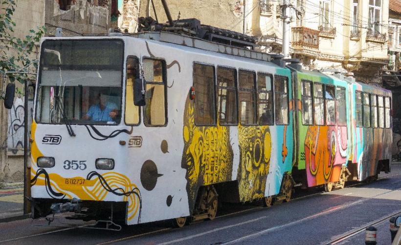 Tramvaie cu graffiti, de Ziua Bucureştiului