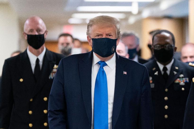 Președintele Donald Trump, internat la Centrul Medical Militar Naţional Walter Reed. A început terapia cu Remdesivir