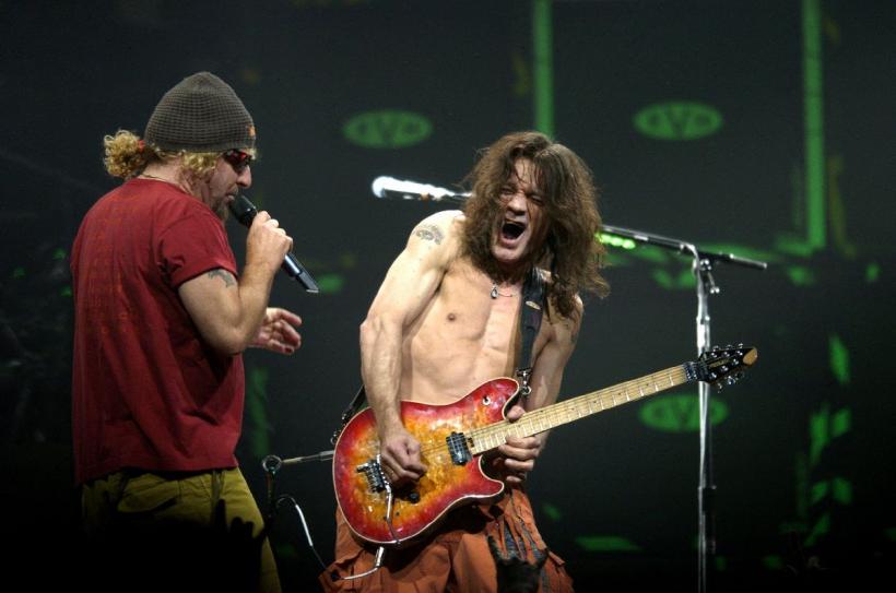 Doliu în lumea rockului. Legendarul chitarist Eddie Van Halen a murit 