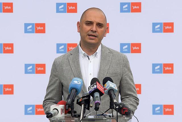Radu Mihaiu și-a depus jurământul de învestire în funcția de primar al Sectorului 2