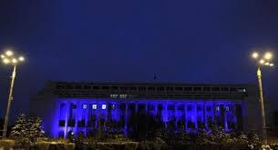 Palatele Cotroceni şi Victoria vor fi iluminate în albastru vineri seara, de Ziua Drepturilor Copilului