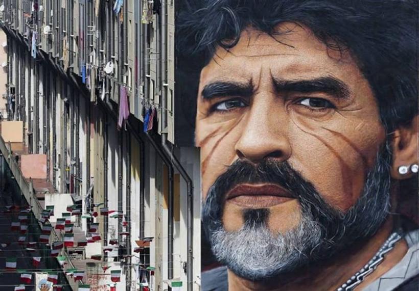 Dios Diego Armando Maradona a murit. Omagii aduse prin artă marelui fotbalist