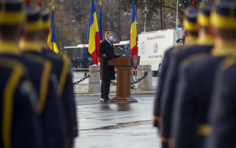 Băsescu: Iohannis a vrut Arcul de Triumf doar pentru el. Urât moment al trufiei unui preşedinte