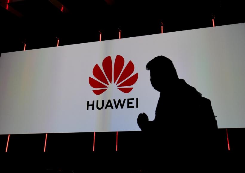 Huawei revine după înfrângerea lui Trump