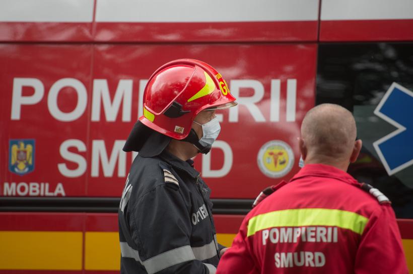 20 de locatari evacuați dintr-un bloc din Sibiu, din cauza unui incendiu