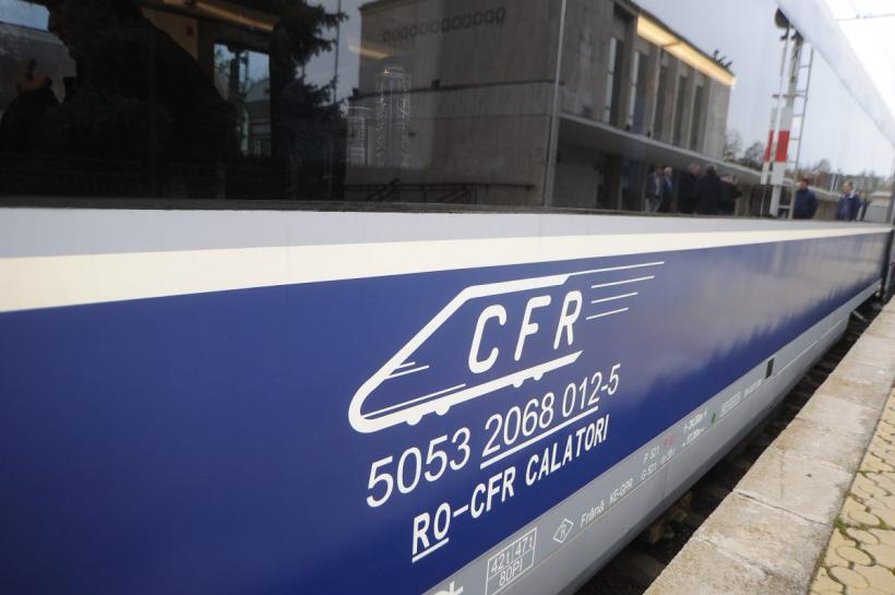 Trafic feroviar întrerupt între Călimănești și Cozia. Cinci trenuri au fost afectate 