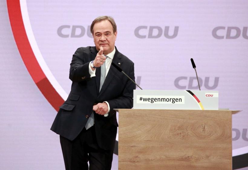 Noul lider al CDU menține politica Angelei Merkel