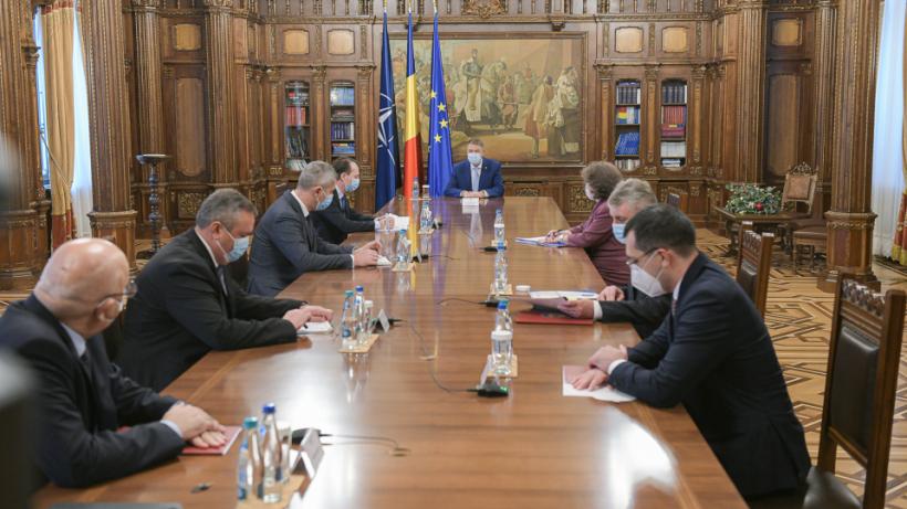Iohannis, ședință de lucru cu Florin Cîțu și mai mulți miniștri