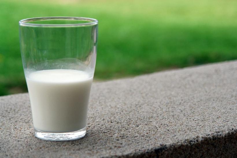33% dintre români consumă zilnic lactate. Cum a schimbat pandemia obiceiurile
