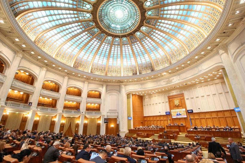 Șefii Camerelor și liderii grupurilor parlamentare – activitate legislativă aproape inexistentă