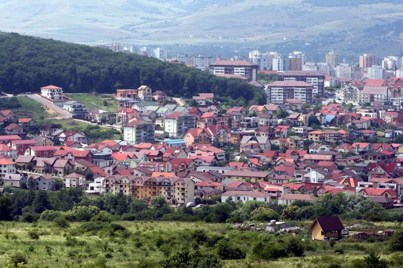 Orașul Brașov intră în scenariul roșu. Restaurantele, cafenelele și cinematografele se închid