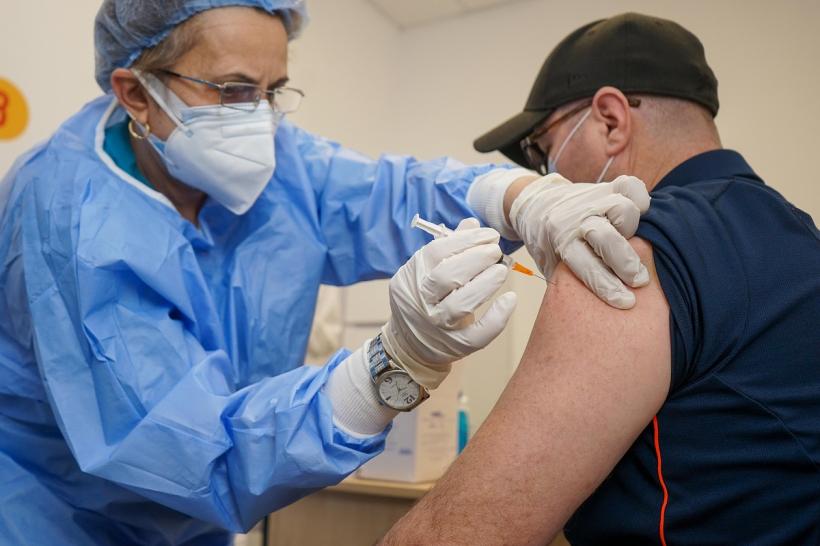 Italia vrea să vaccineze 80% din populaţie până în luna septembrie