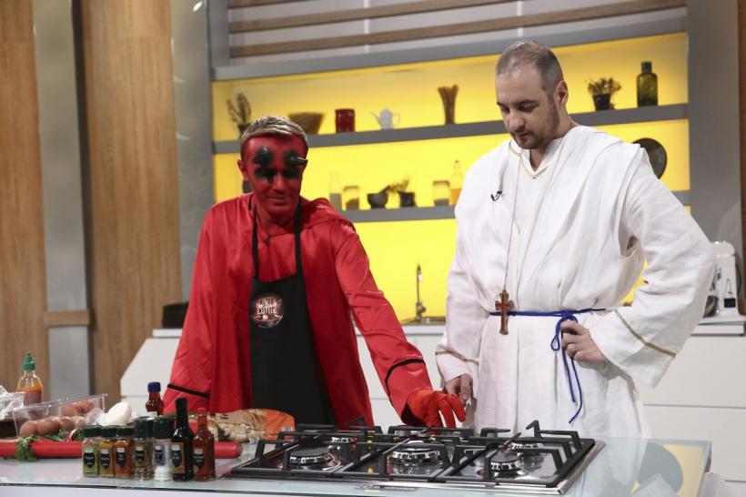 Chefi la cuțite – lider de audiență. Comedianţii Ionuţ Rusu şi Andrei Ciobanu, dar şi fraţii vloggeri Munteanu, printre invitaţii speciali de astăzi 18740574