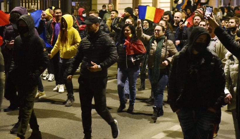 Protestele anti-restricții din București: 188 de persoane audiate, amezi de peste 200.000 de lei