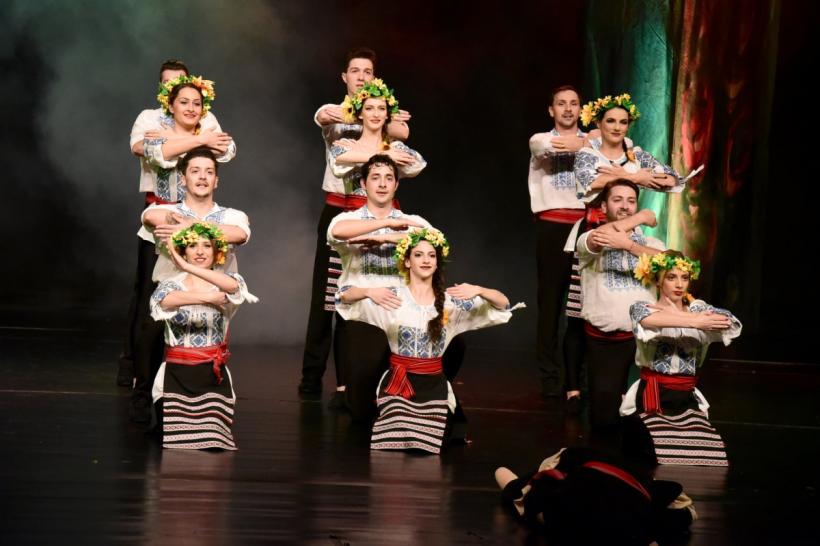 Artiștii TEATRULUI MUZICAL AMBASADORII reprezintă România la Competiția Internațională GOLDEN DANCE