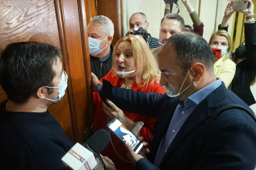 Diana Șoșoacă, după scandalul din Parlament: Îmi voi lua inclusiv permis de port-armă și o să solicit pază non-stop