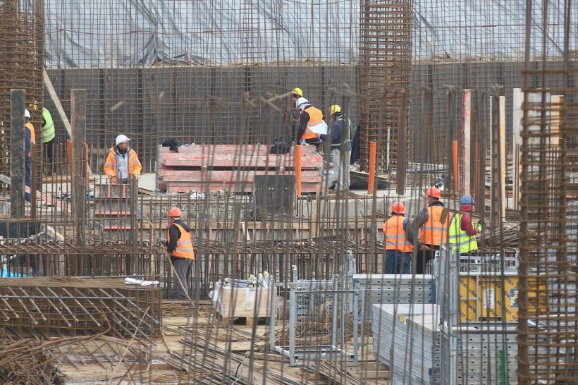Volumul lucrăriilor în construcții a crescut cu 1,2% de la începutul anului