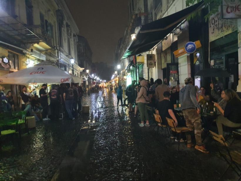Petrecerile de „relaxare” au zdruncinat centrul Bucureștiului