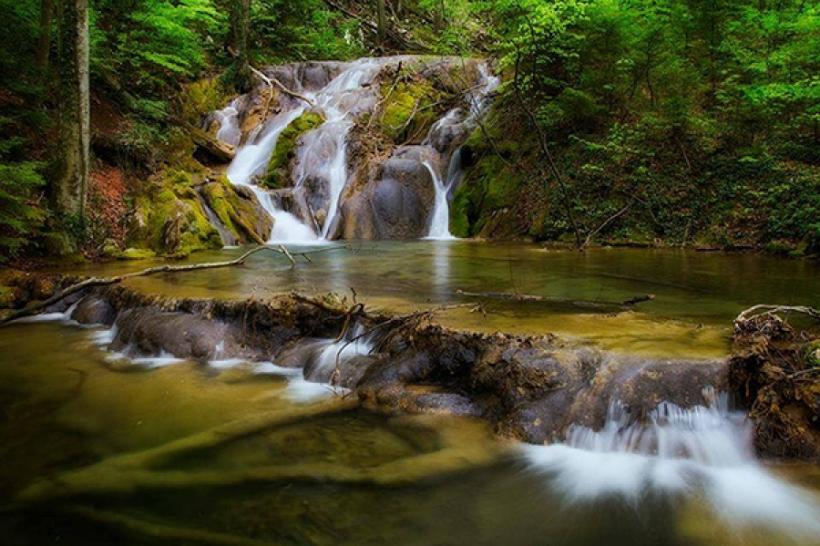 Romsilva: Cascada Bigăr din Parcul Național Cheile Nerei-Beușnița s-a prăbușit