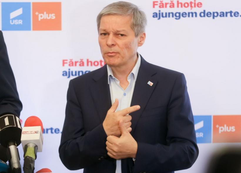 Dacian Cioloş anunţă că va candida la conducerea USR PLUS