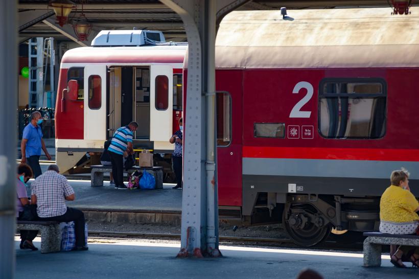  Întârzieri anunțate pe linia ferată București - Constanța