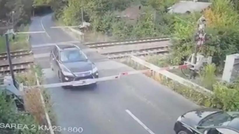 Șoferul inconștient care a spulberat bariera de la Brănești a fost retinut. Barbatul avea o alcoolemie de 2 la mie în sânge