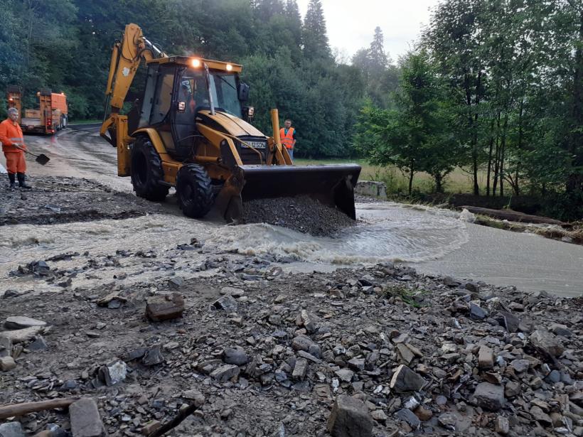 DN 1A Ploiești-Brașov, blocat lângă Babarunca, județul Brașov, din cauza aluviunilor scurse