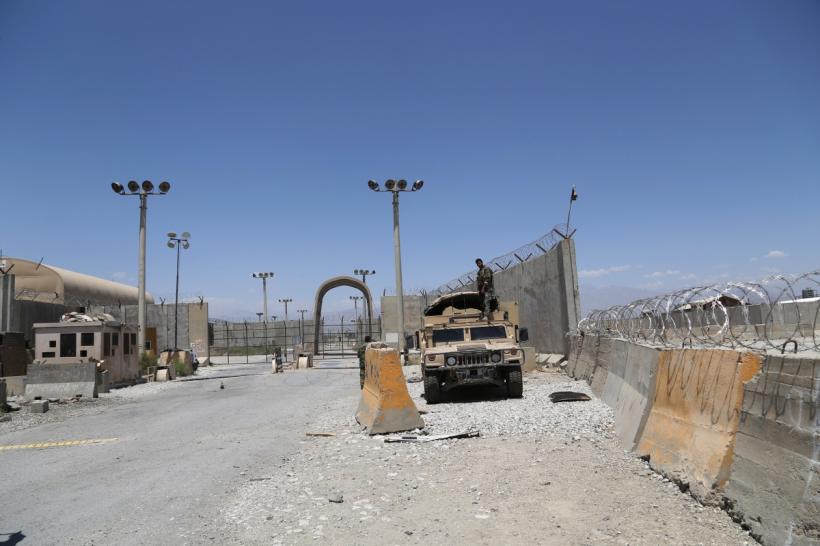 China vrea să conducă Afganistanul chiar din fosta bază americană de la Bagram