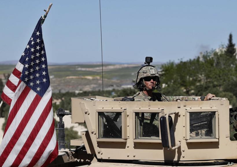 SUA mulțumește talibanilor pentru că au permis evacuarea a 250 de străini din Afganistan