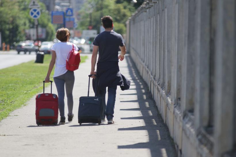 În semestrul I, turiştii nerezidenţi sosiţi în România au cheltuit în medie 2.573,3 lei/persoană