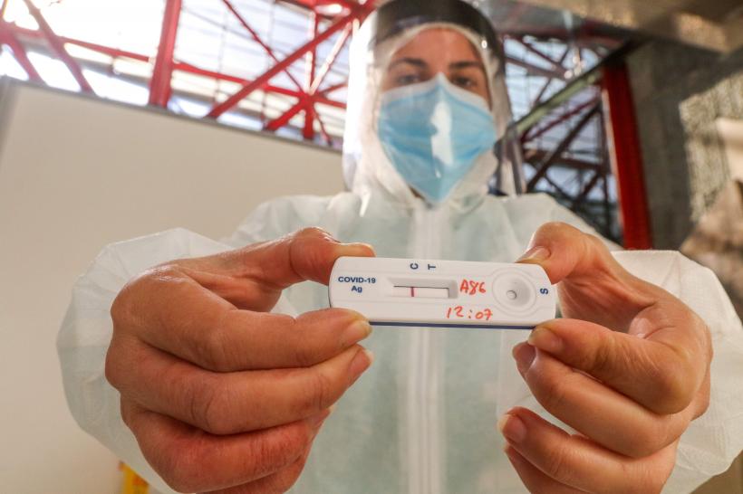 Coronavirus Romania: Peste 3.800 de cazuri noi și 58 de decese. Situație alarmantă la ATI