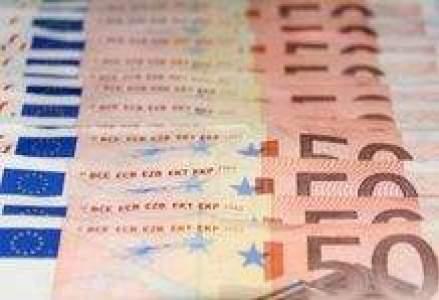 Leul s-a depreciat marţi în raport cu euro, dar a câştigat teren faţă de altă monedă
