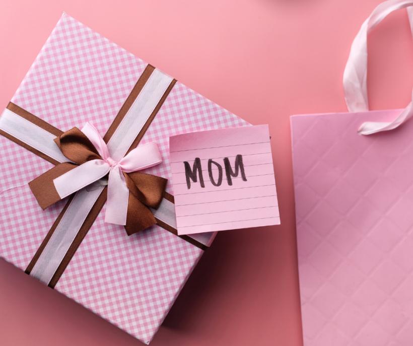 TOP 9 Cele mai noi idei cadouri pentru fiecare mamă, în 2021