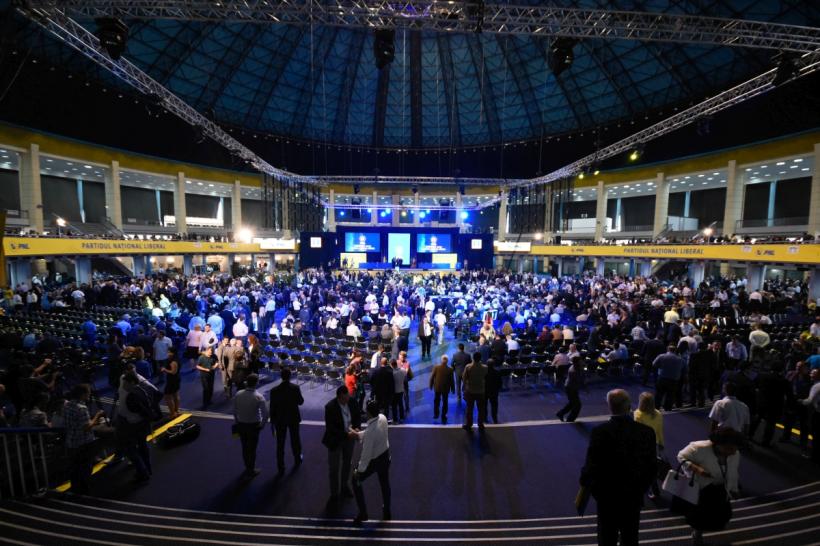 Noi reglementări anti Covid, noi contradicții  18761115