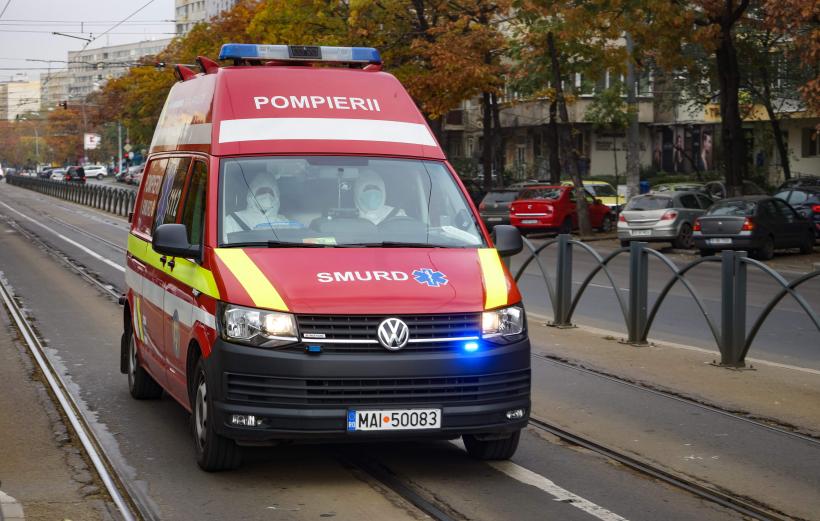 Imagini dramatice în fața Spitalului Floreasca: Zeci de ambulanțe așteaptă să lase pacienții
